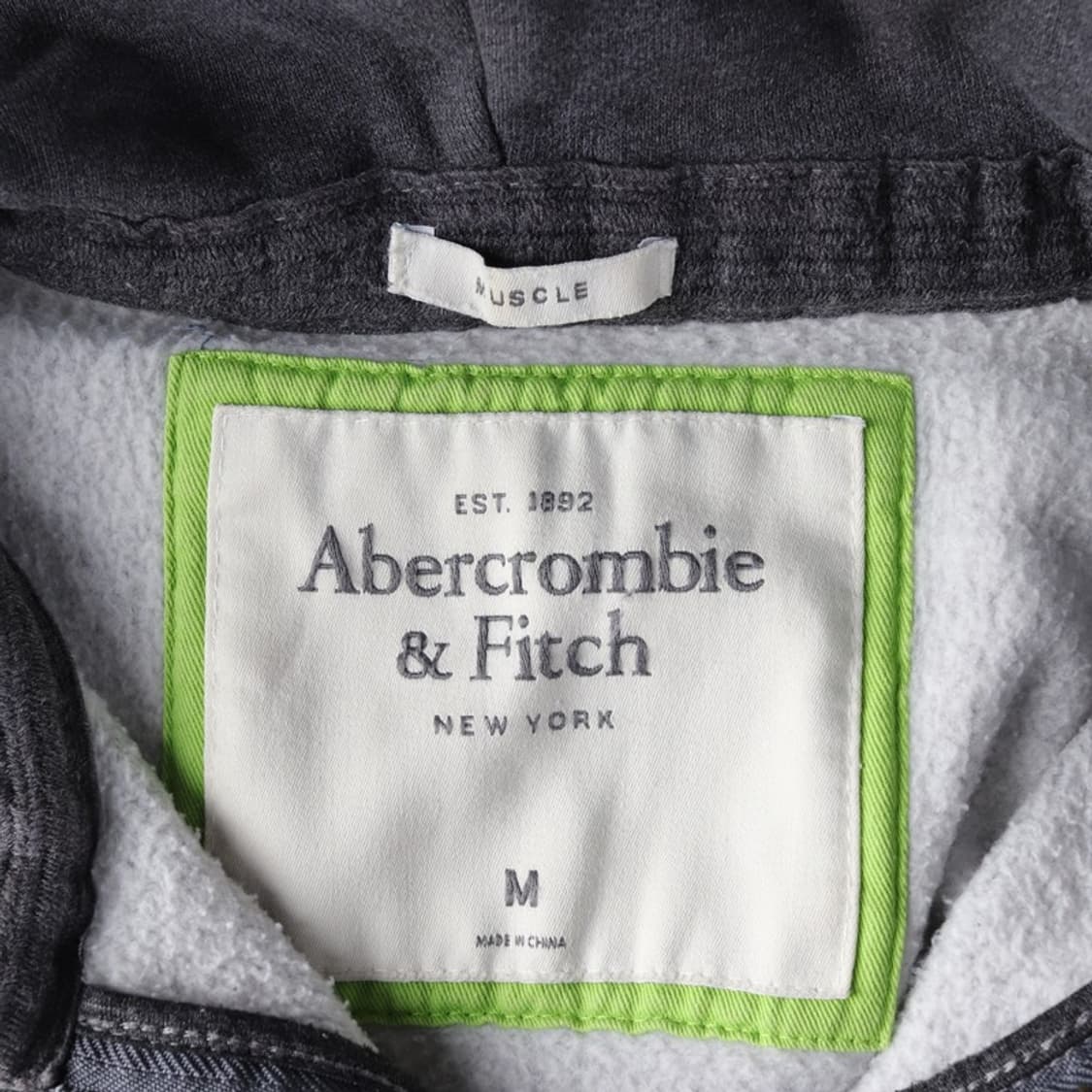 아베크롬비 네온 그린 로고 후드집업 M 상품이미지7