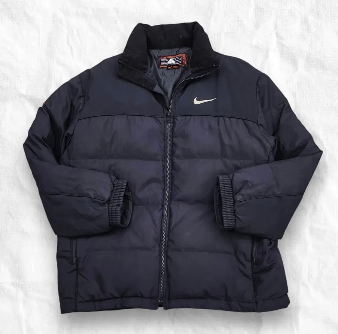 나이키 acg 패딩 M 상품이미지1