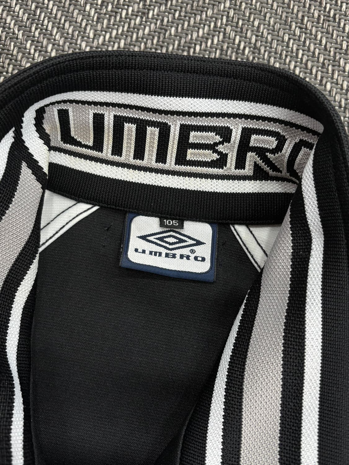 엄브로 트랙탑 져지  상품이미지8