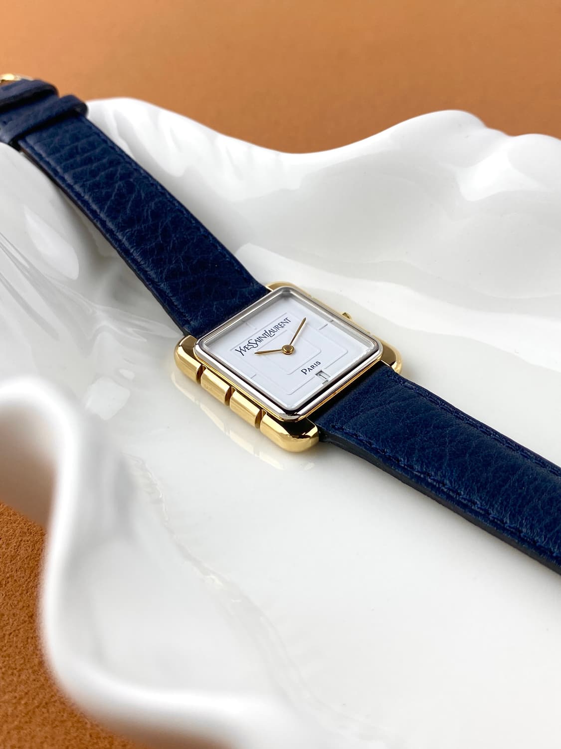 YSL gold square date watch UNISEX 상품이미지4