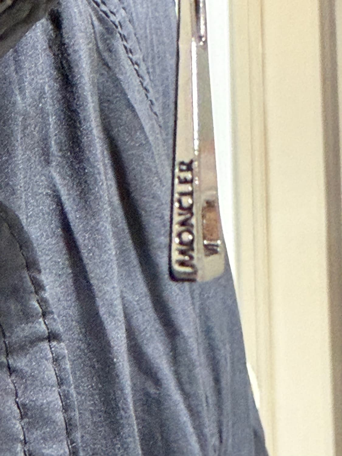 몽클레어 모이테  mouette 여성 바람막이 0사이즈 상품이미지3