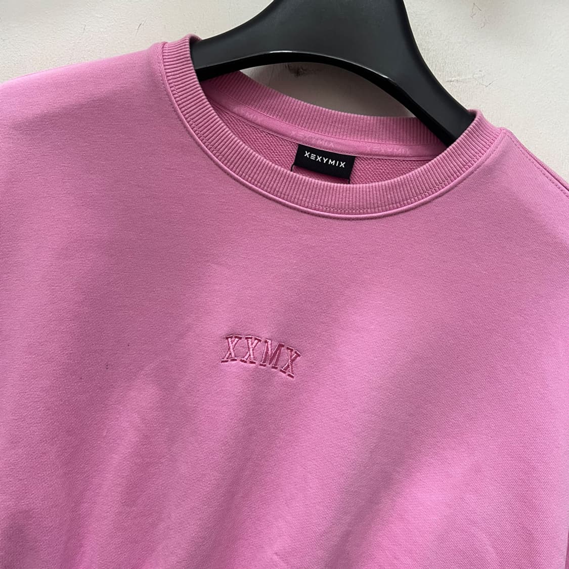 젝시믹스 와이드 밴딩 크롭 맨투맨 S 상품이미지3