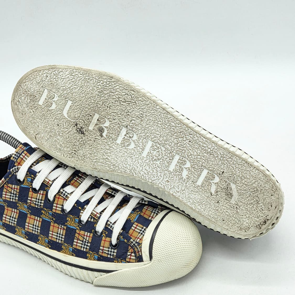 버버리 킹리 로우탑 스니커즈 블루/브라운 (42) 상품이미지3