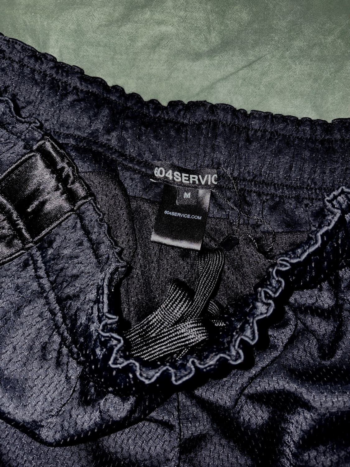 EOS SPORTY BBALL SHORTS IN BLACK 상품이미지3