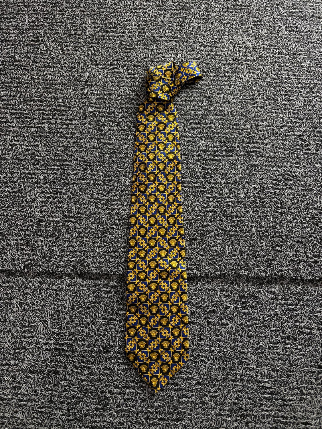 90s 지아니 베르사체 아카이브 메두사 패턴 넥타이 4161 상품이미지2