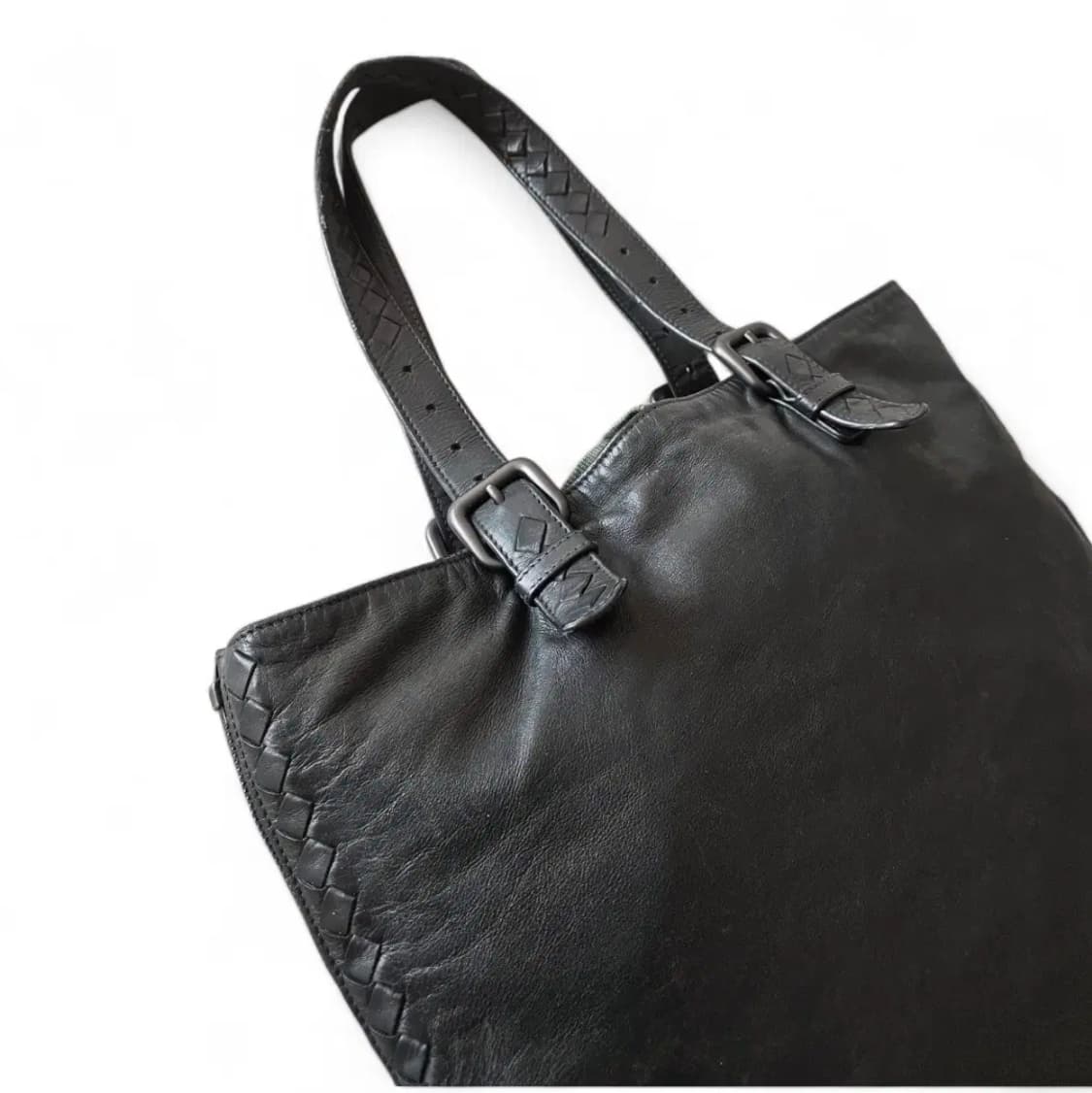 보테가베네타 양가죽 인트레치아토 버클 토트백 상품이미지4