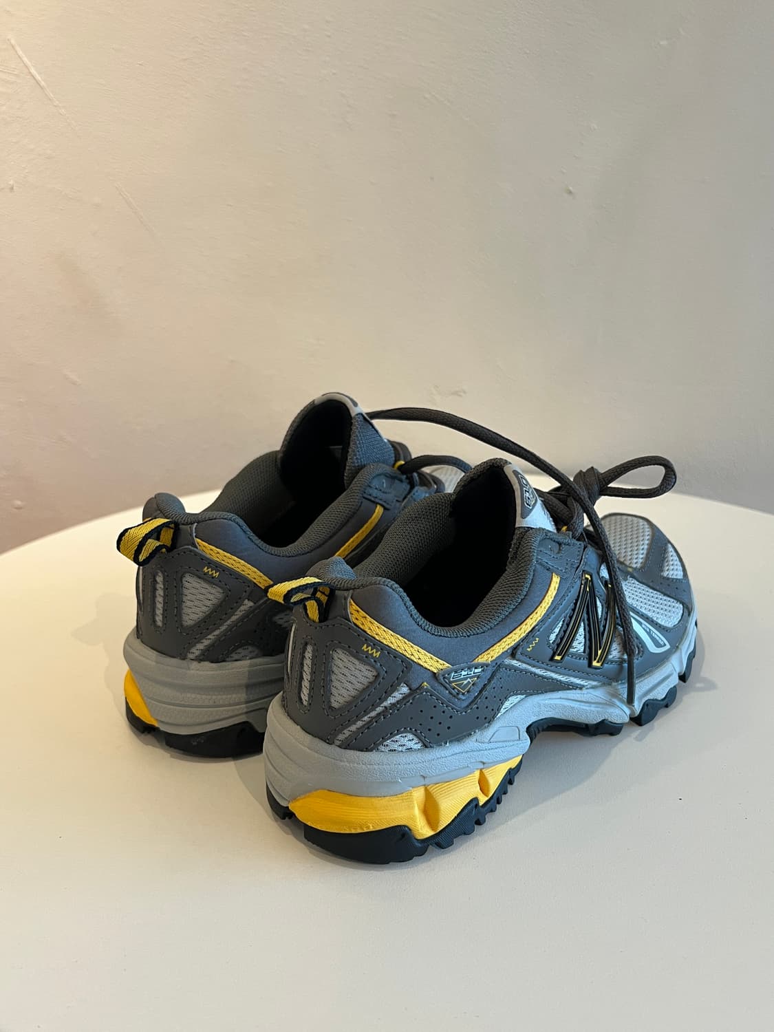 (220) 뉴발란스 트래킹화 610 Jnr 23 '그레이/옐로우' (KJ 상품이미지4