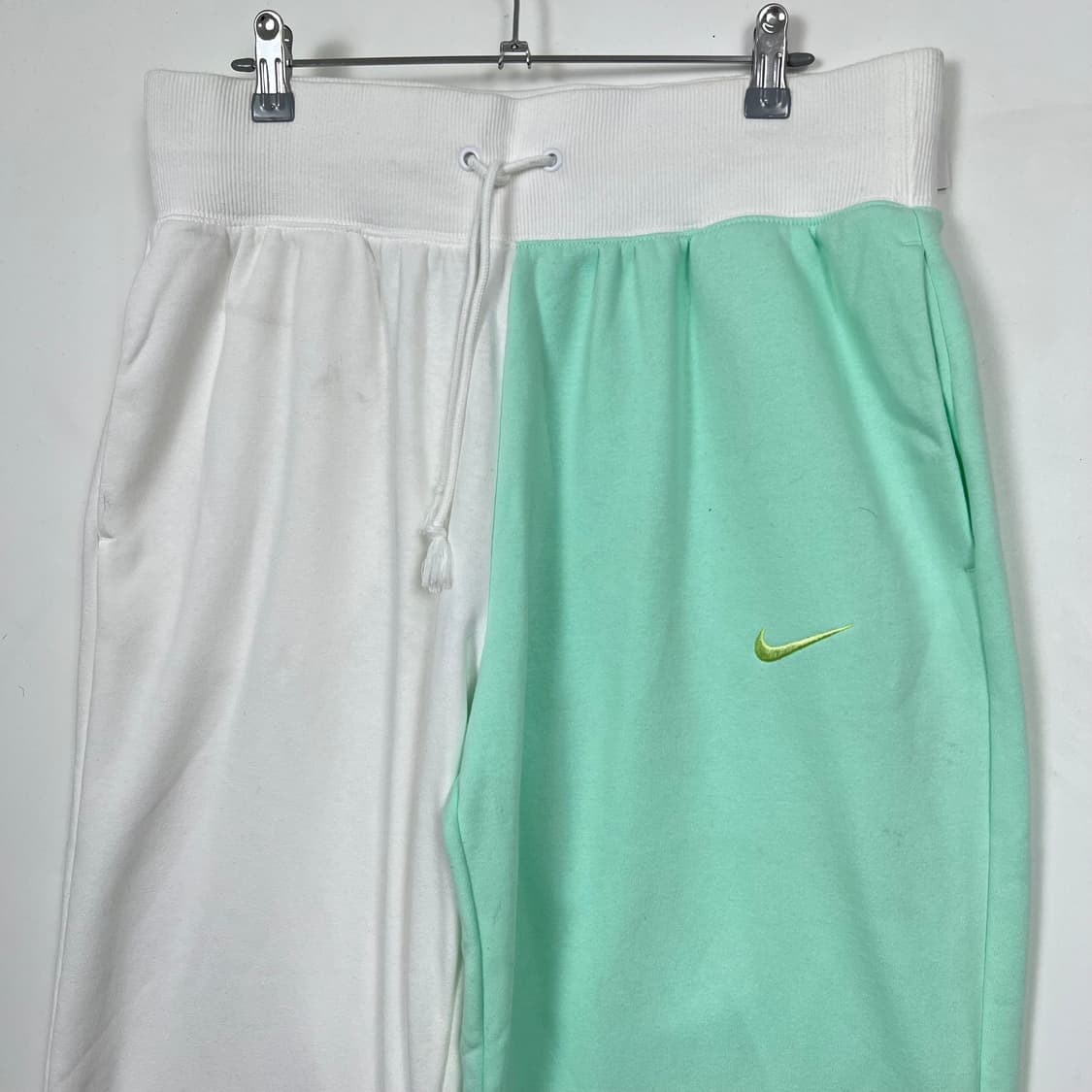 NIKE 나이키 민트 바닐라 츄리닝 조거 팬츠 상품이미지2