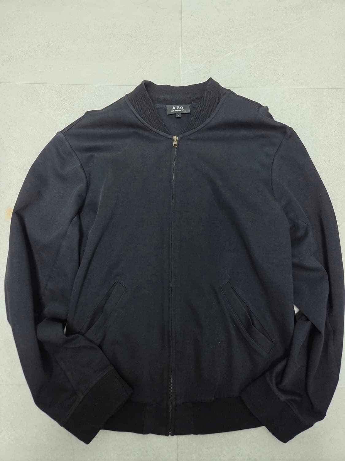 A.P.C.(아페쎄) 미니멀 코튼 보머 자켓 블랙 상품이미지1