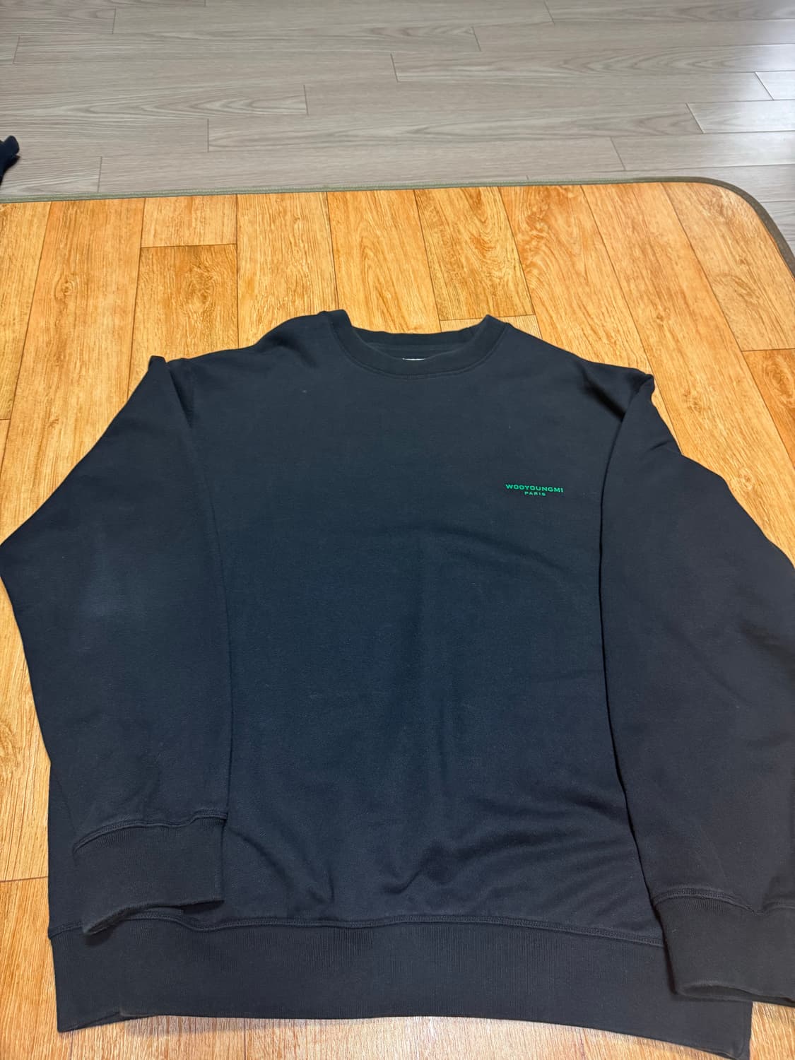 우영미 스퀘어 라벨 스웨트셔츠 블랙 - 22SS 상품이미지1