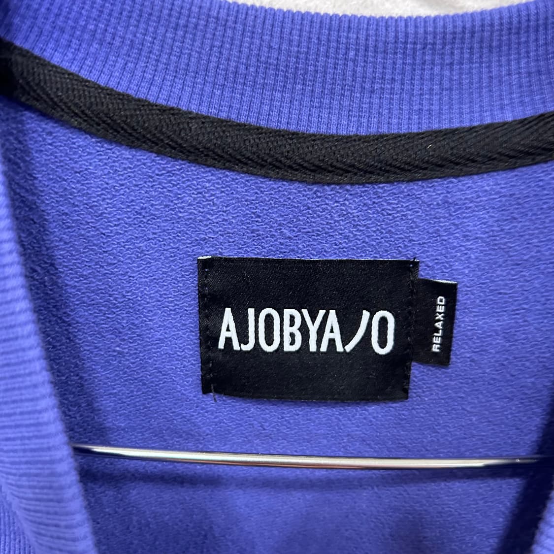 아조바이아조 빅패치로고 오버핏 헤비코튼 맨투맨 상품이미지3