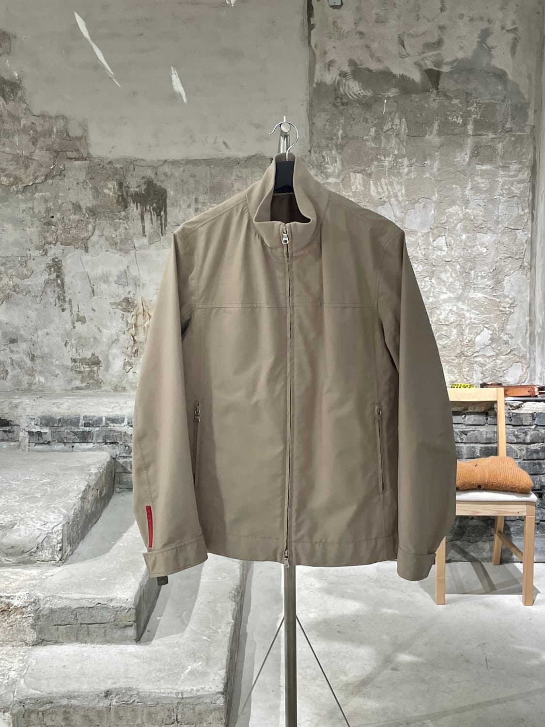 프라다 레드탭 베이지 고어텍스 투 웨이 집업 자켓 상품이미지1