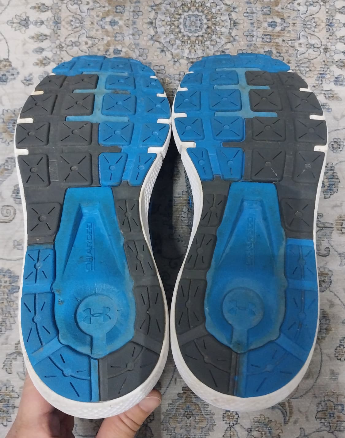 언더아머 차지드 로그2 런닝화 250mm 상품이미지7