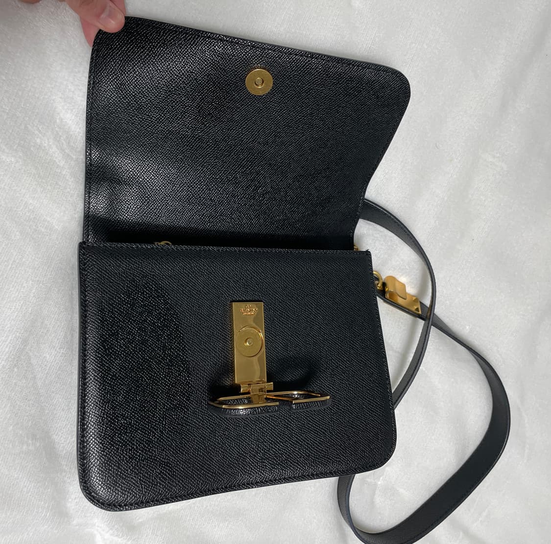 [급처] 발렌티노 가라바니 브이슬링 스몰 숄더백 블랙 정품 상품이미지3