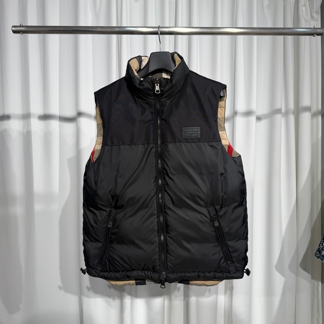 [정품] [S/100] 버버리 리버시블 체크 조끼패딩 상품이미지3
