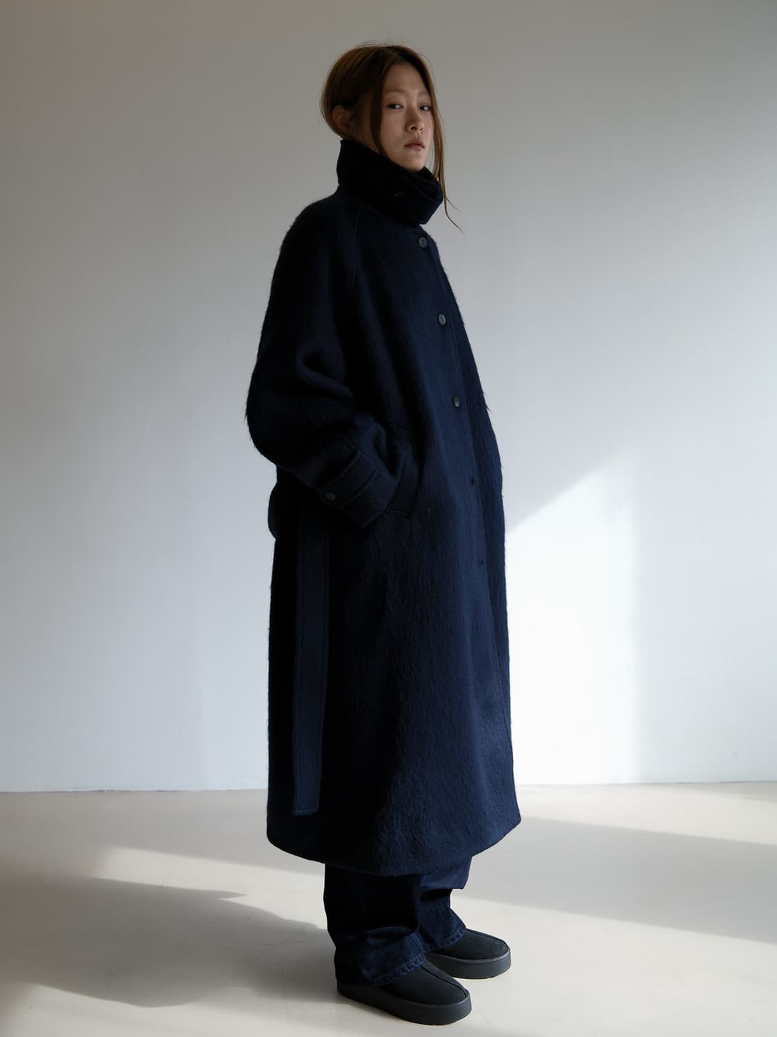 Taey 태이 코트 overfit alpaca coat (navy) 상품이미지1