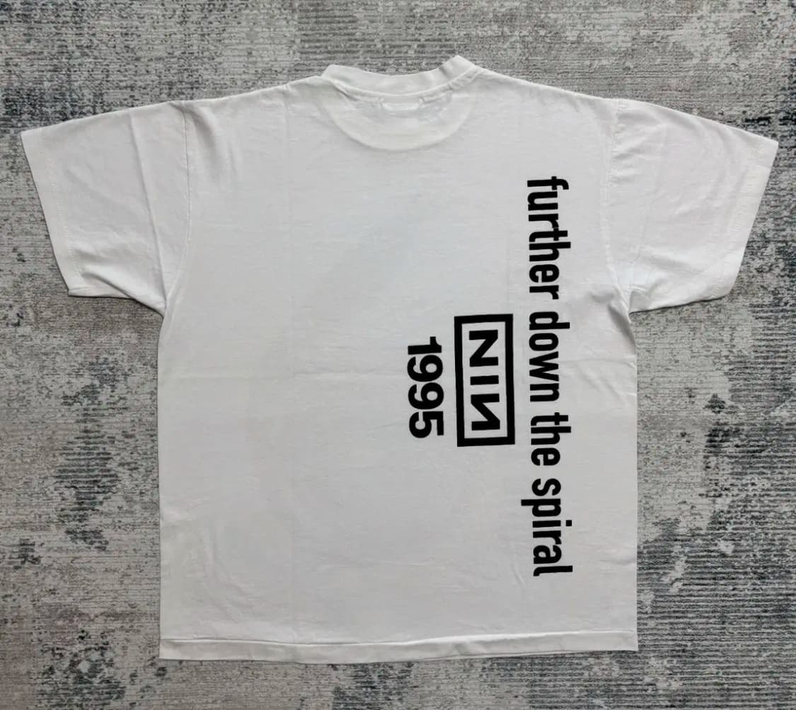 나인인치네일스 밴드티 상품이미지2
