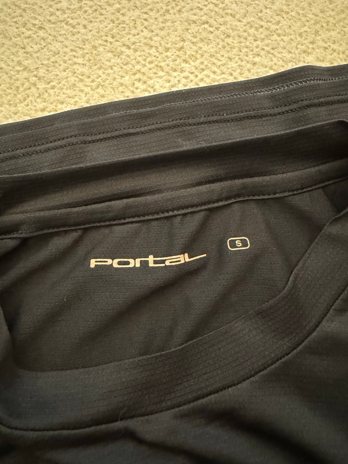 Portal Lateral Peak T-Shirt Black Beauty 상품이미지4