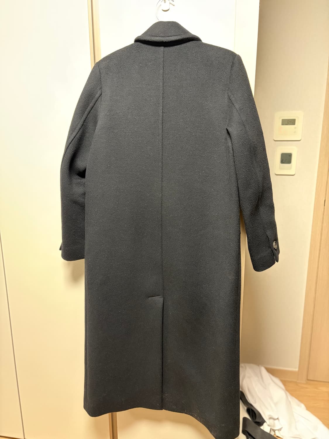 룩캐스트 블랙 소이 울 싱글 코트 상품이미지4