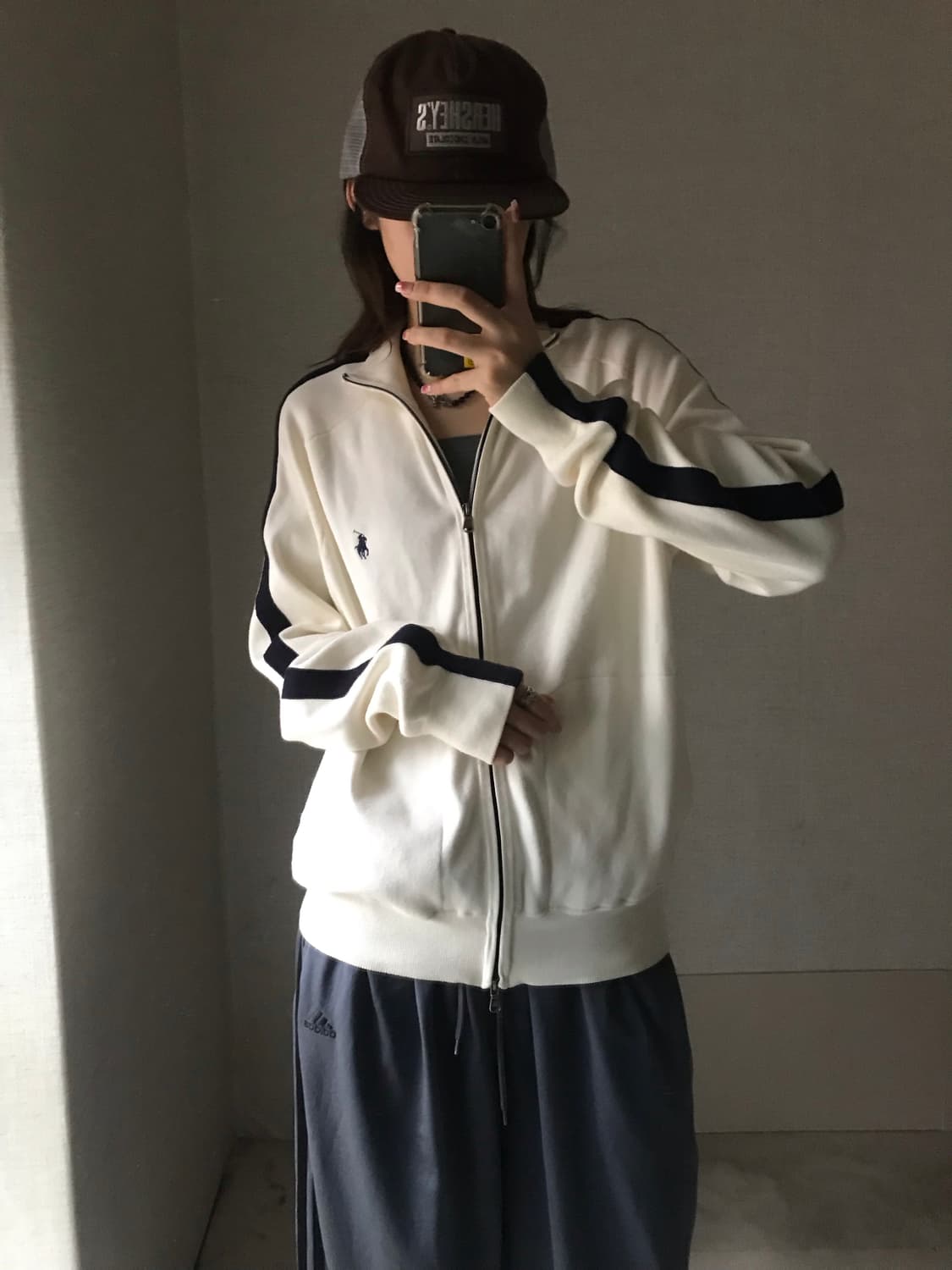 폴로 크림 네이비 니트집업 상품이미지2