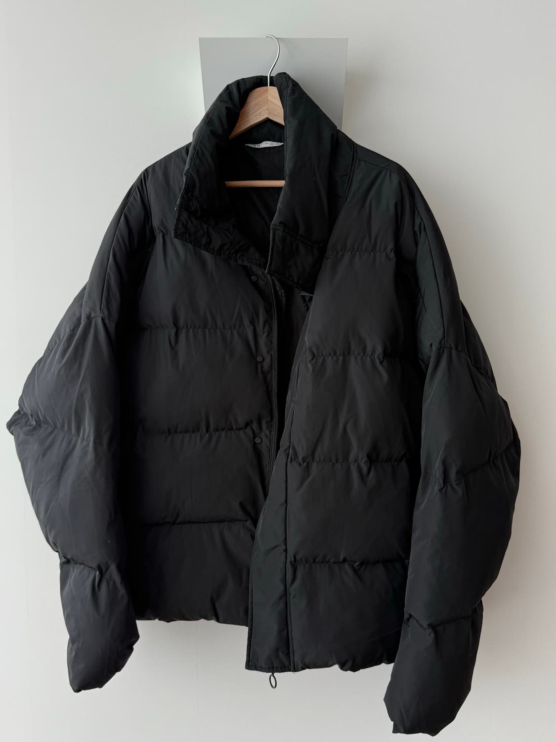 자라 블랙 패딩 L사이즈 상품이미지1