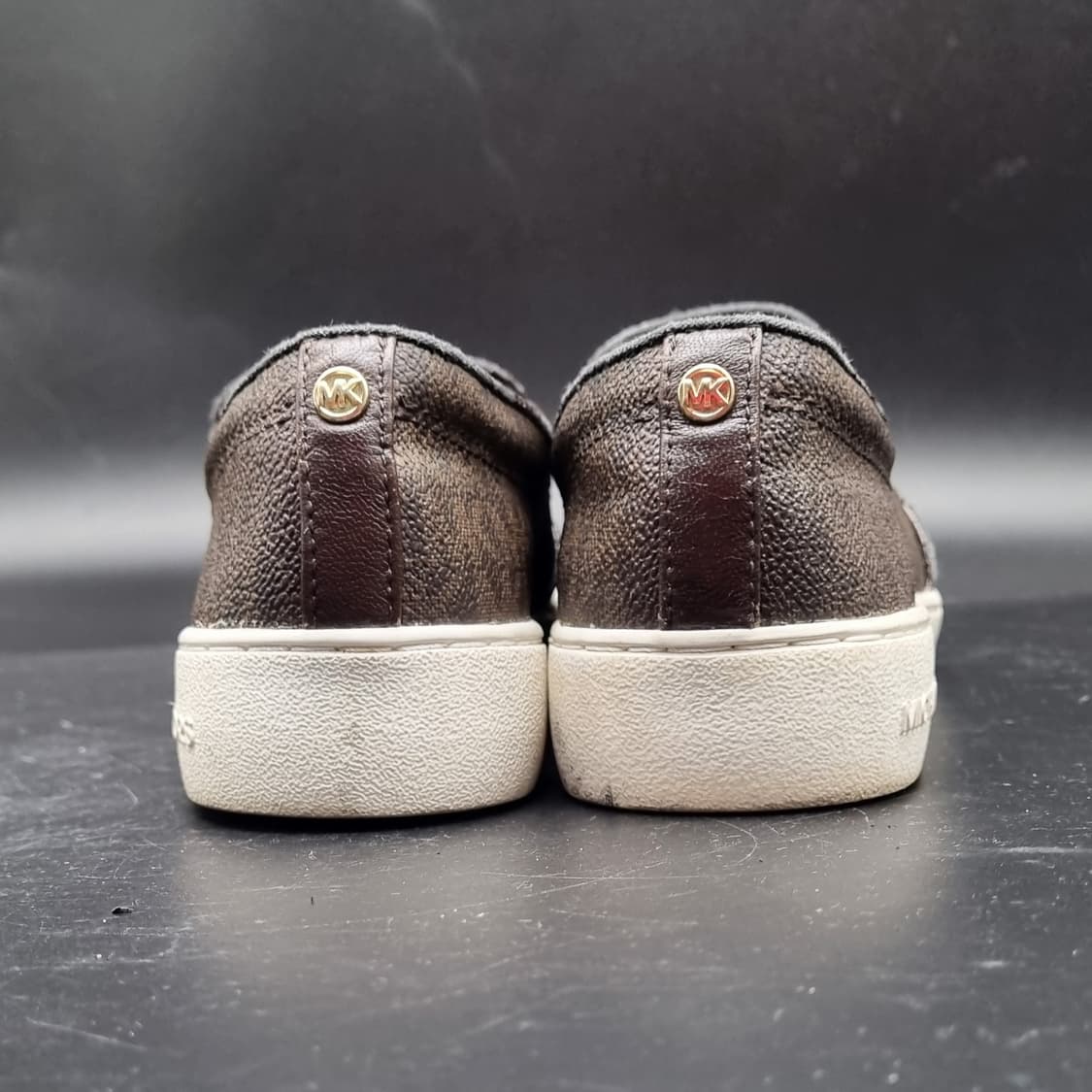 마이클코어스 가죽 슬립온 230 상품이미지4