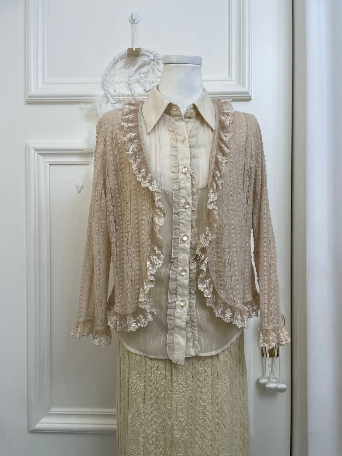 beige lace fairy caridgan 상품이미지1