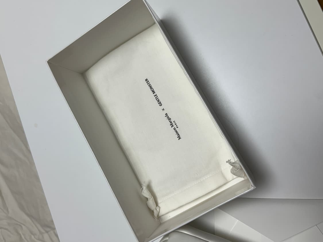 마르지엘라x젠틀몬스터 상품이미지8