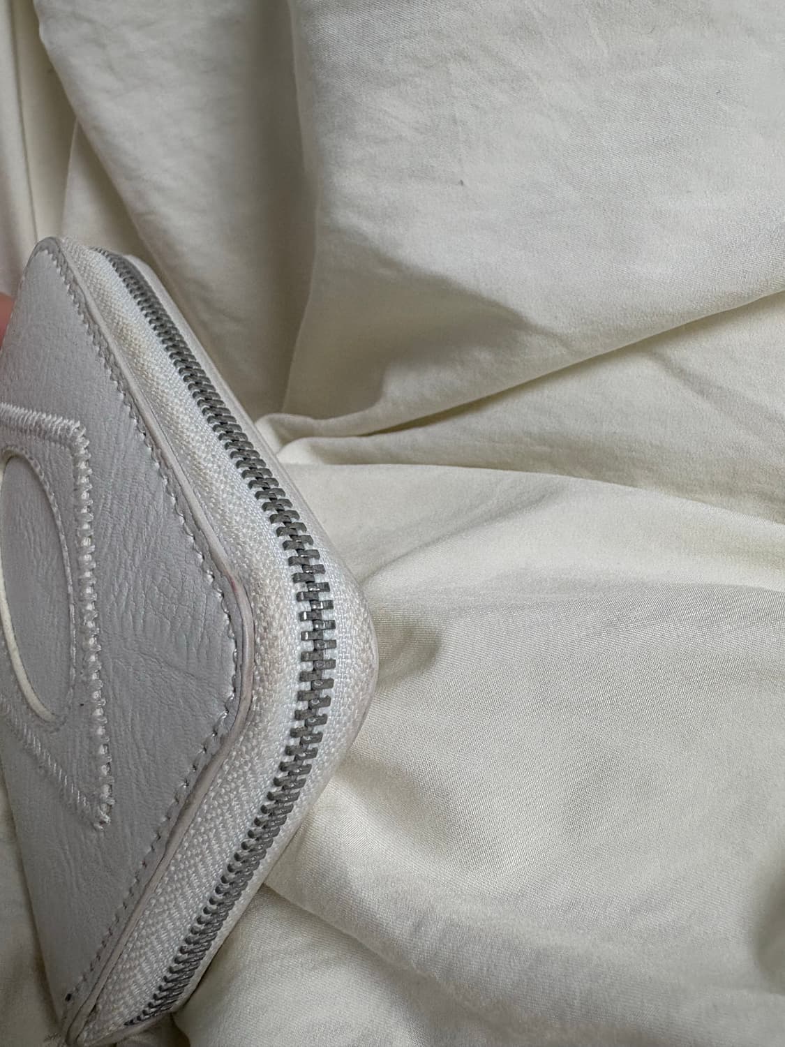 미스치프 롬버스 지갑 화이트 상품이미지7