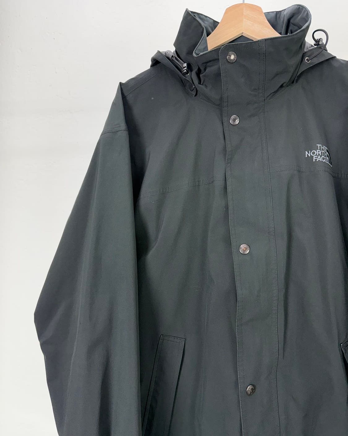 노스페이스 00s 블랙 고어텍스 후디 윈드 브레이커 자켓 상품이미지2