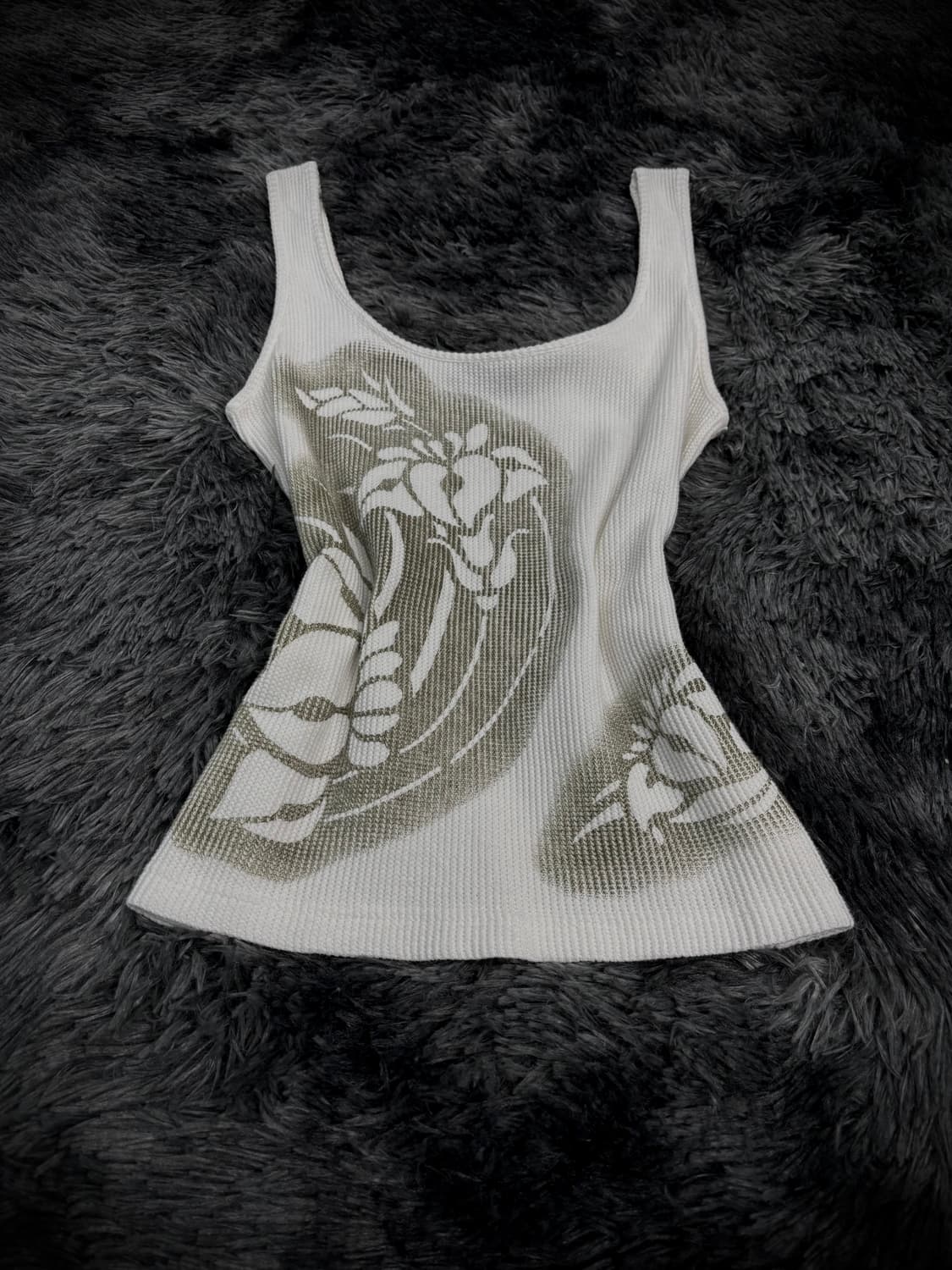 Cecle Mcbee 스프레이 꽃 프린팅 골지 슬리브리스 상품이미지1