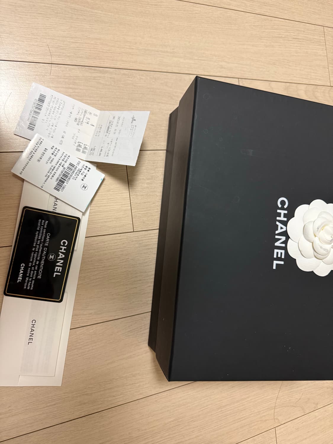 CHANEL 샤넬 클래식 월렛 온 체인 (Wallet On Chain / 상품이미지3