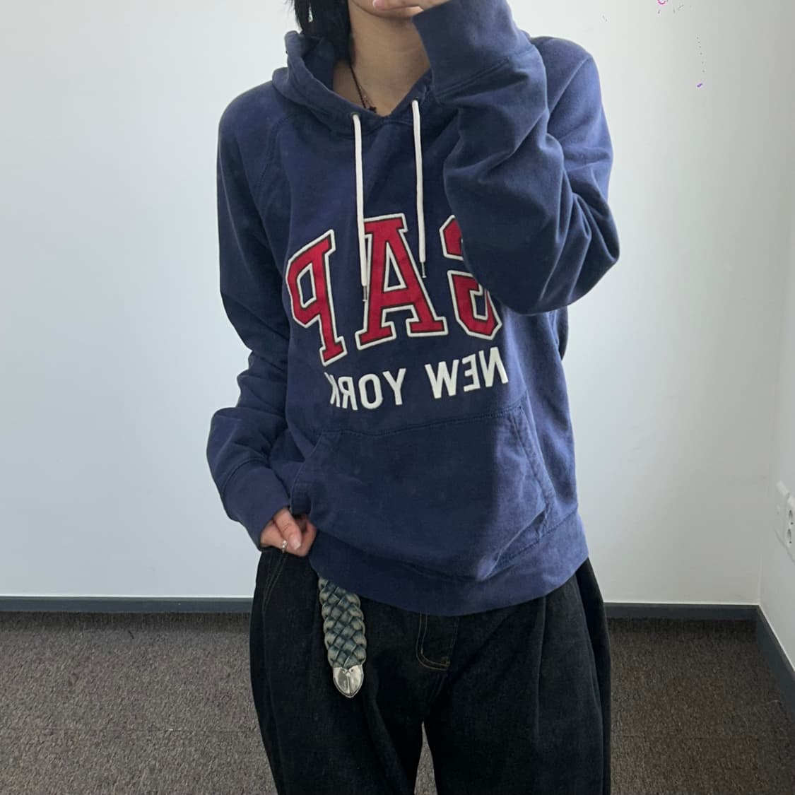 Gap 갭 레드로고 네이비 후드티 상품이미지1