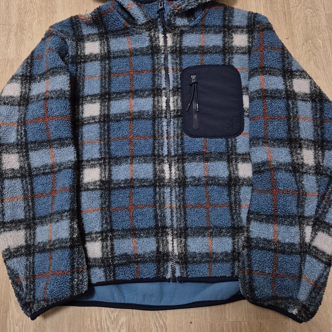유니클로 JW앤더슨 콜라보 체크 뽀글이 후드 후리스 자켓 L(100) 상품이미지3