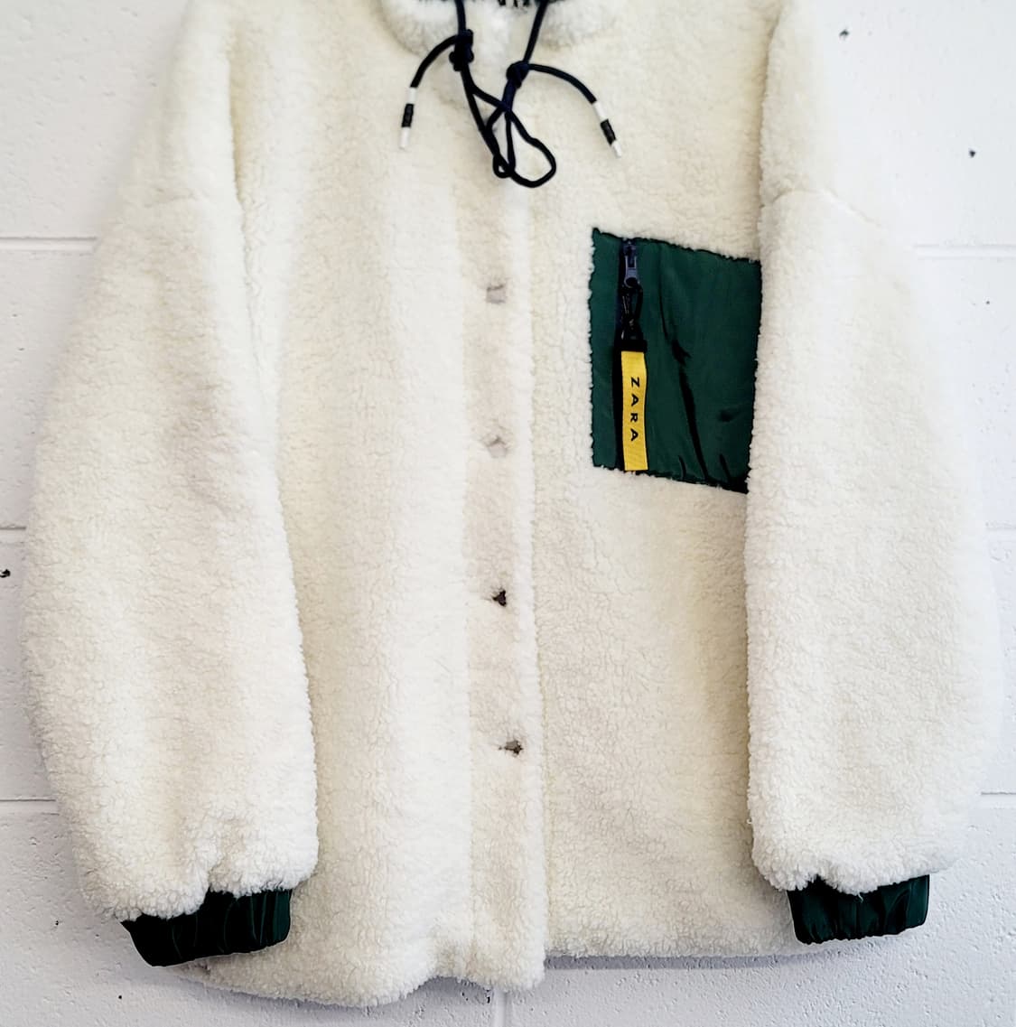 자라(ZARA, 남여공용) 오버핏 후드 양털후리스자켓(안감누빔) 판매 상품이미지5