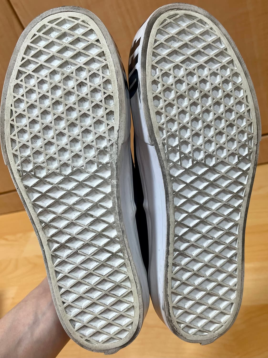 반스 어센틱 플랫폼 2.0 'OFF THE WALL' 블랙 (235mm) 상품이미지10