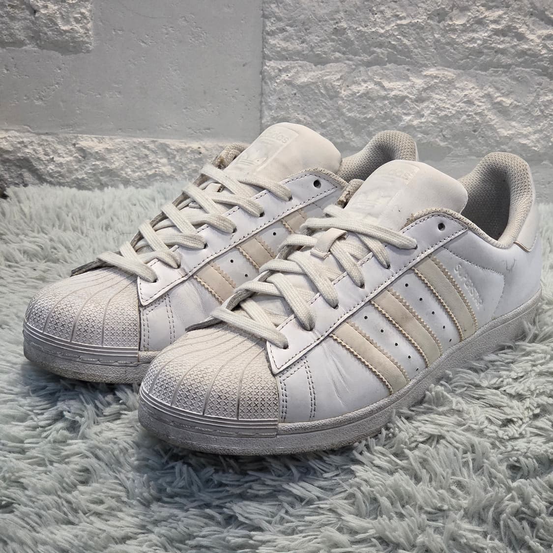 2w-25:아디다스 오리지널스 슈퍼스타 화이트 255cm 상품이미지1
