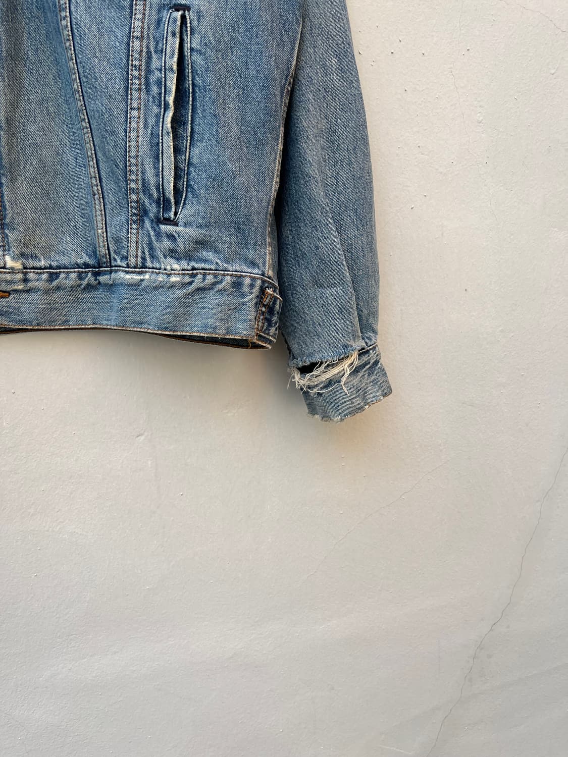 00s Levi's 연청 데님자켓 상품이미지2