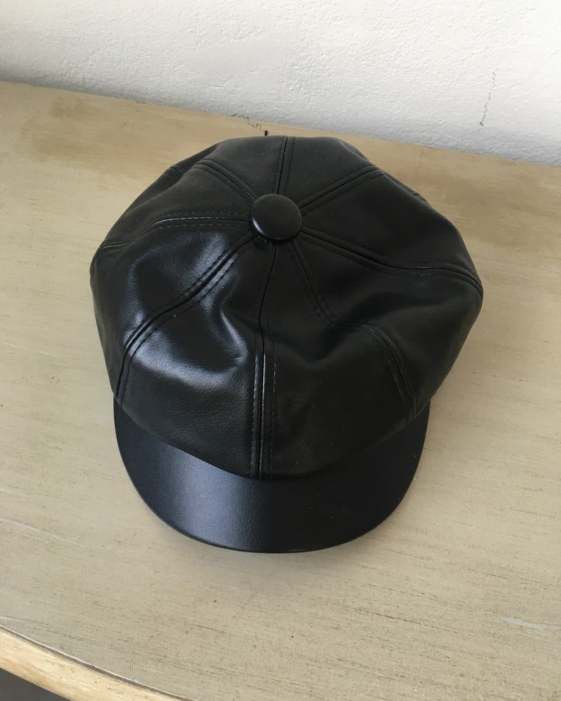  fake leather newsboy cap 상품이미지3