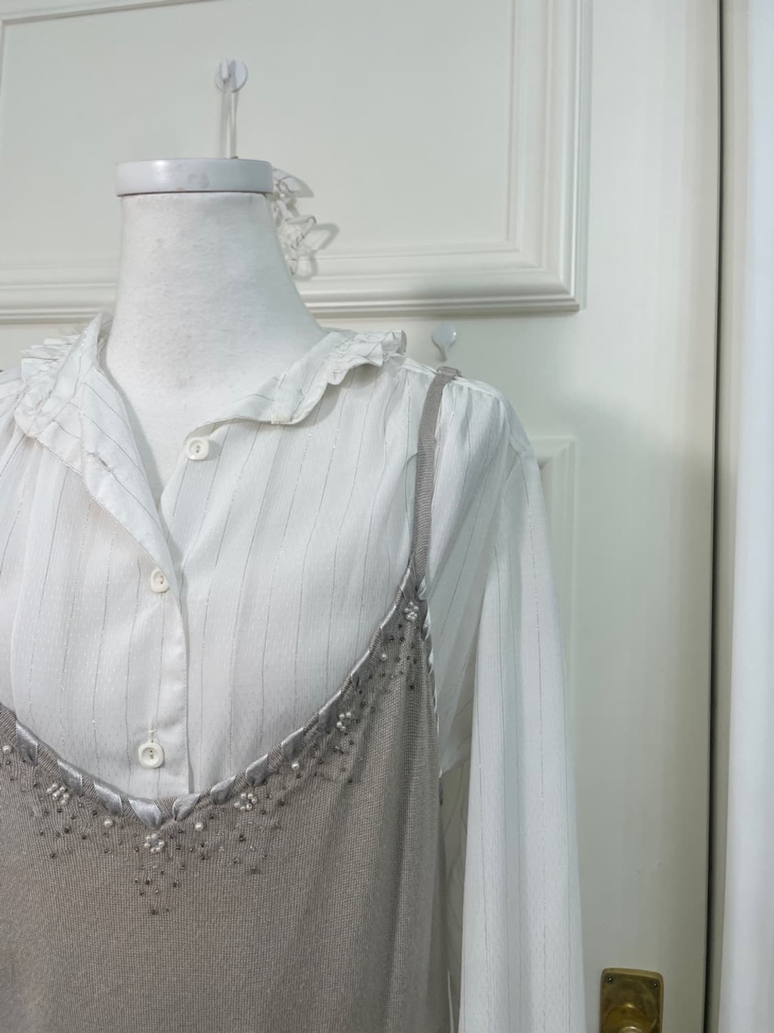 white silver glitter shirring point blou 상품이미지6