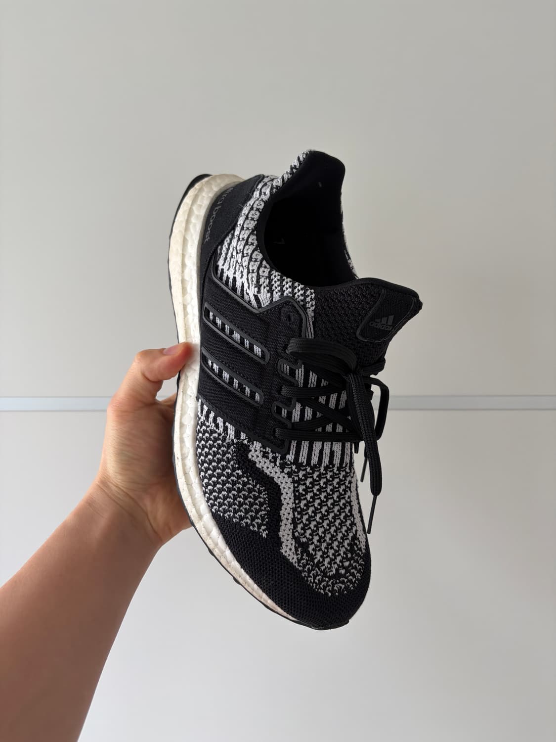 아디다스 울트라부스트 1.0 오레오 270 상품이미지1