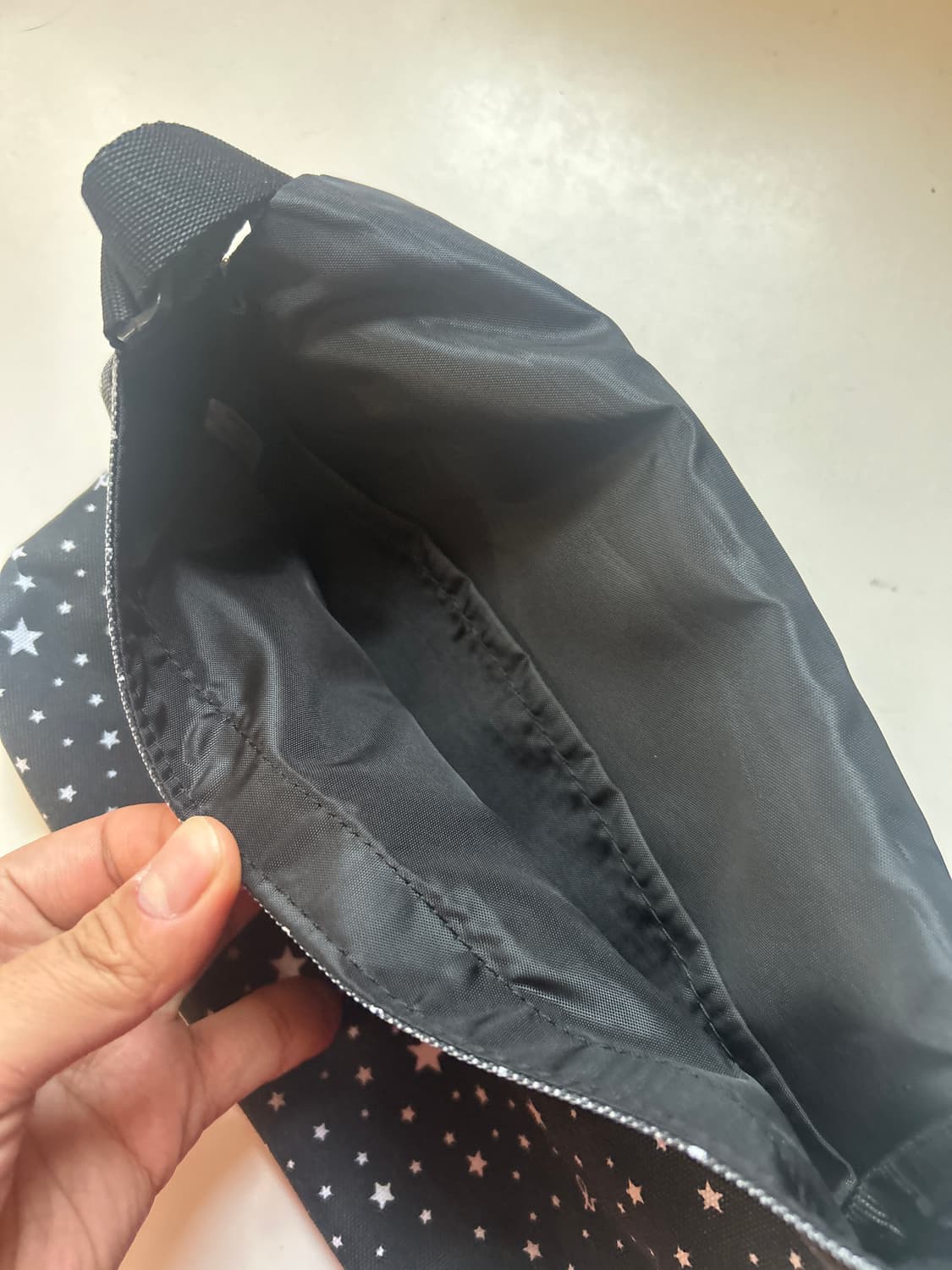 Agnes b 별 크로스백  상품이미지7