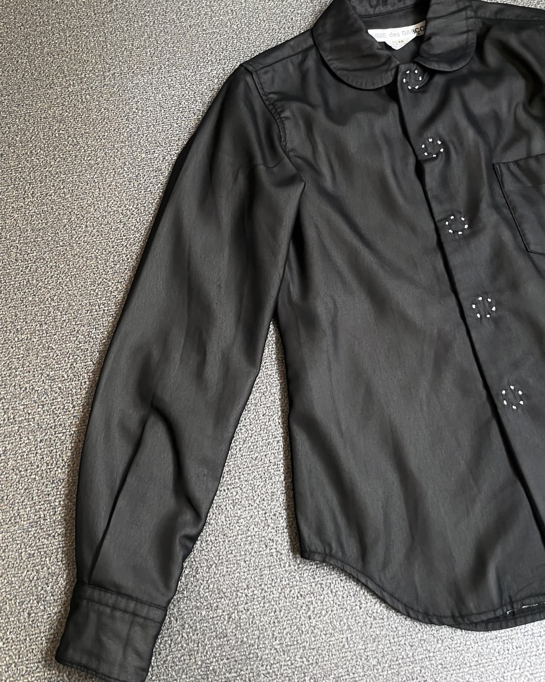 꼼데가르송 스티치 버튼 라운드 칼라 셔츠 자켓 상품이미지2