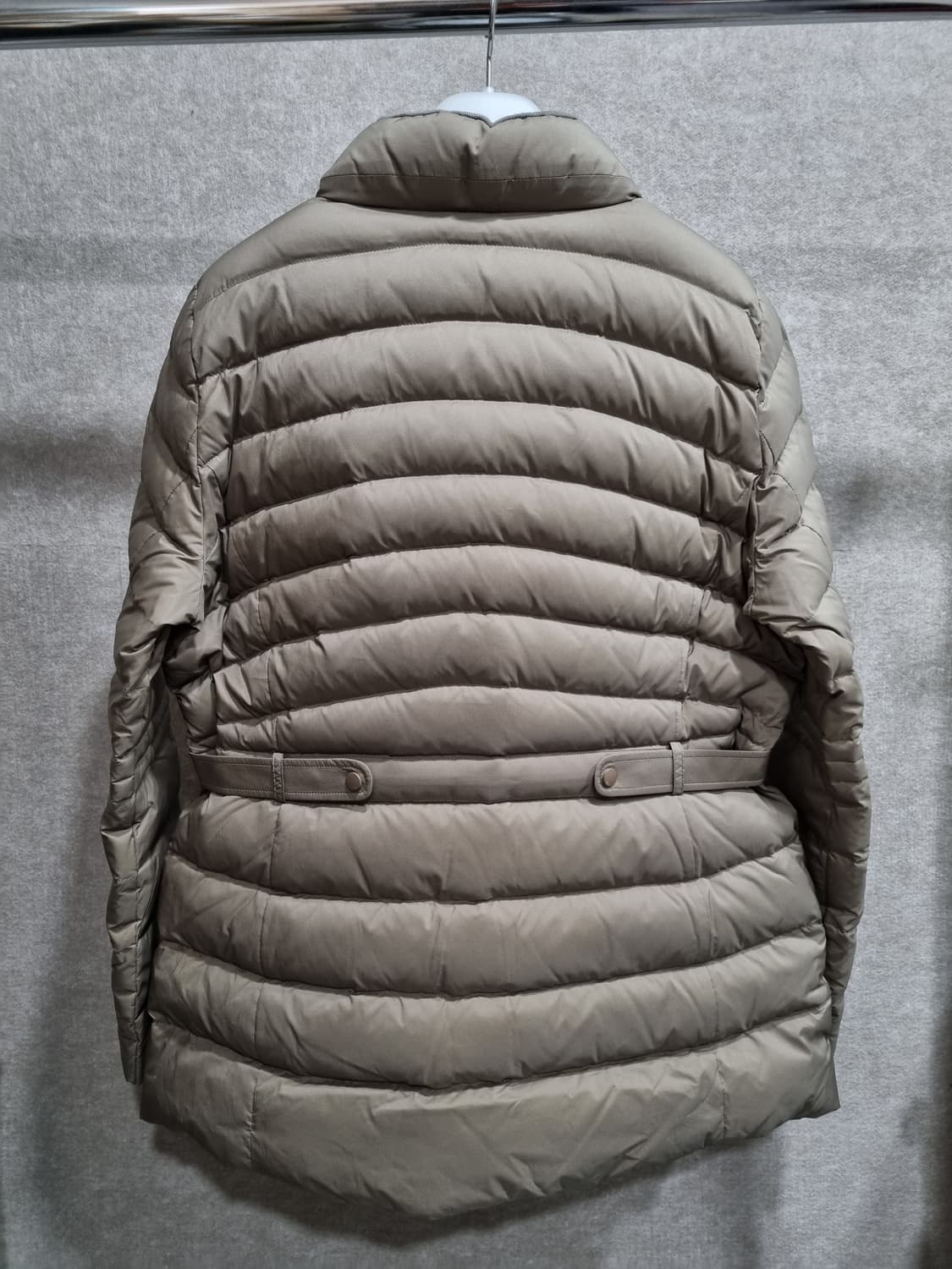 여성 100 닥스 거위털 경량 패딩 상품이미지2