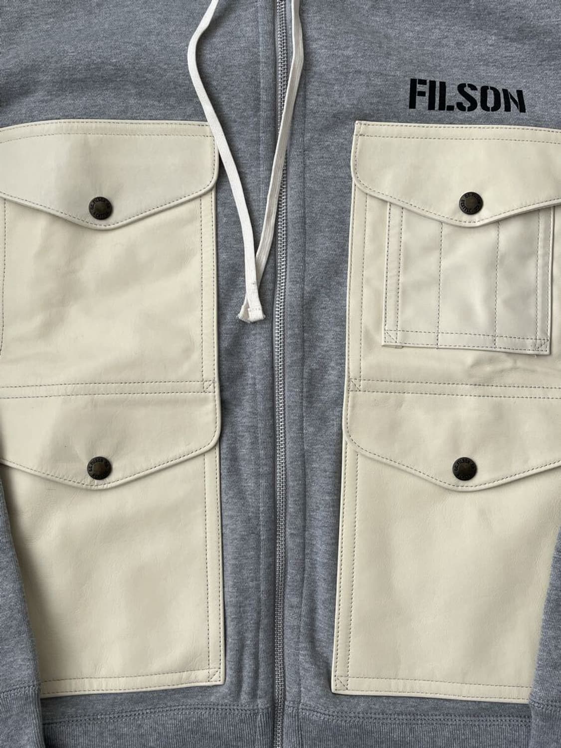 준야 와타나베 X 필슨 후드집업 상품이미지2