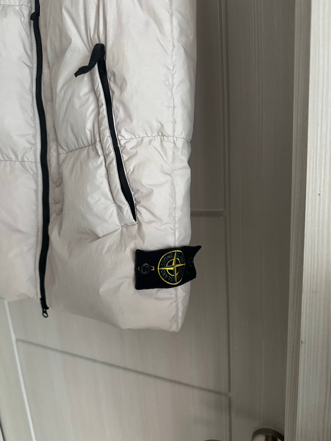 [L]스톤아일랜드 크링클랩스 패딩조끼(베스트) 아이보리 상품이미지2