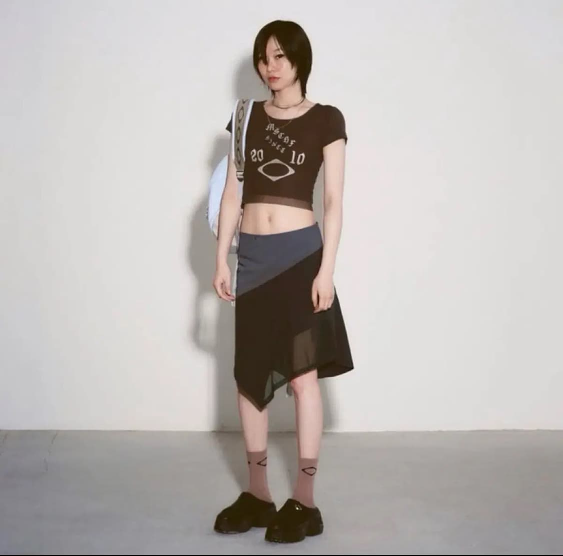 미스치프 탑 상품이미지2