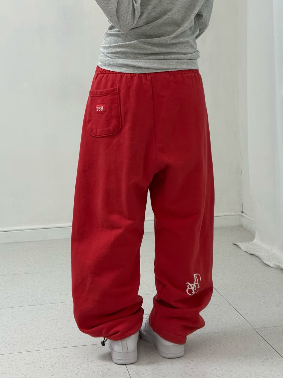 아카이브 볼드 레드 조거 스웻팬츠 상품이미지4