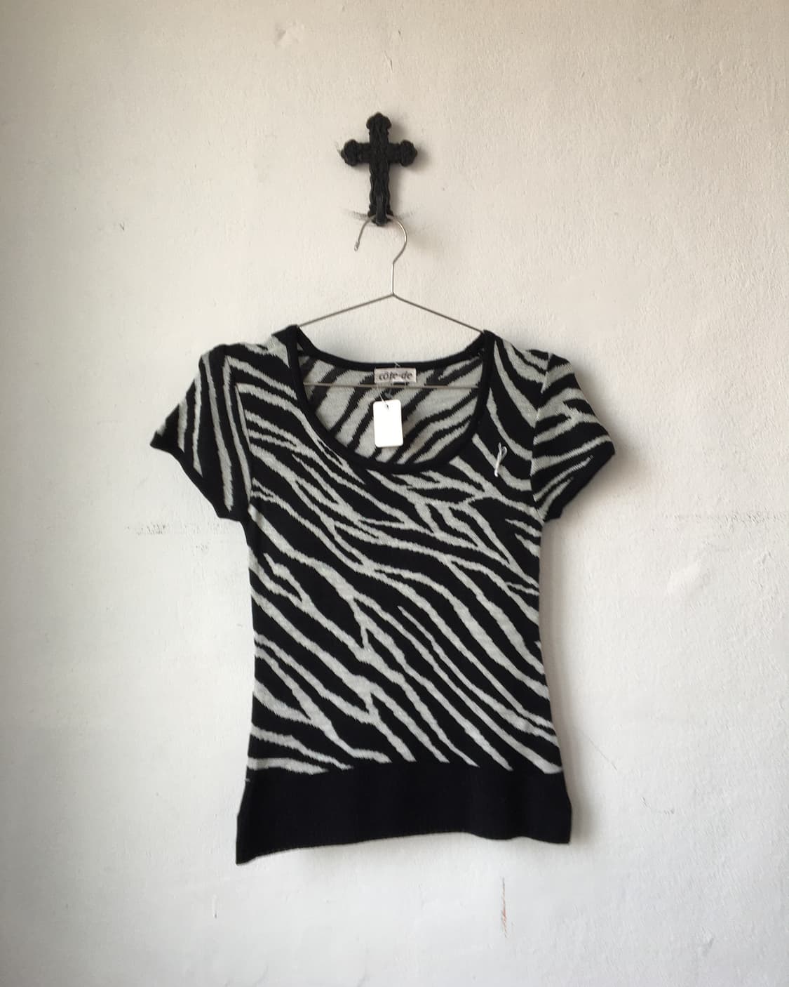 Zebra pattern half sleeve knit 상품이미지1