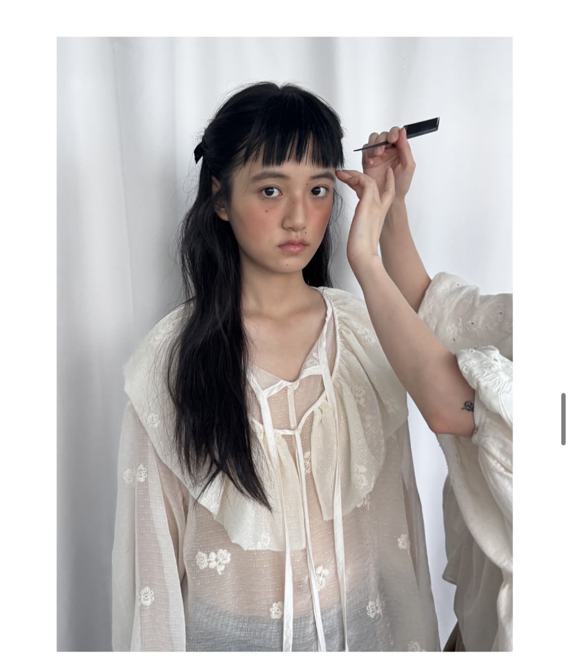 호쿠스포쿠스 poncho layered blouse ivory 상품이미지3